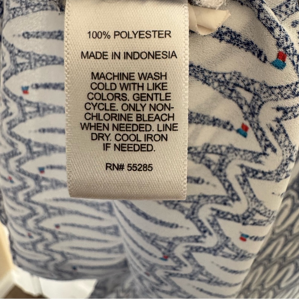 Express Women’s Paris Portofino Shirt - Picture 5 of 5